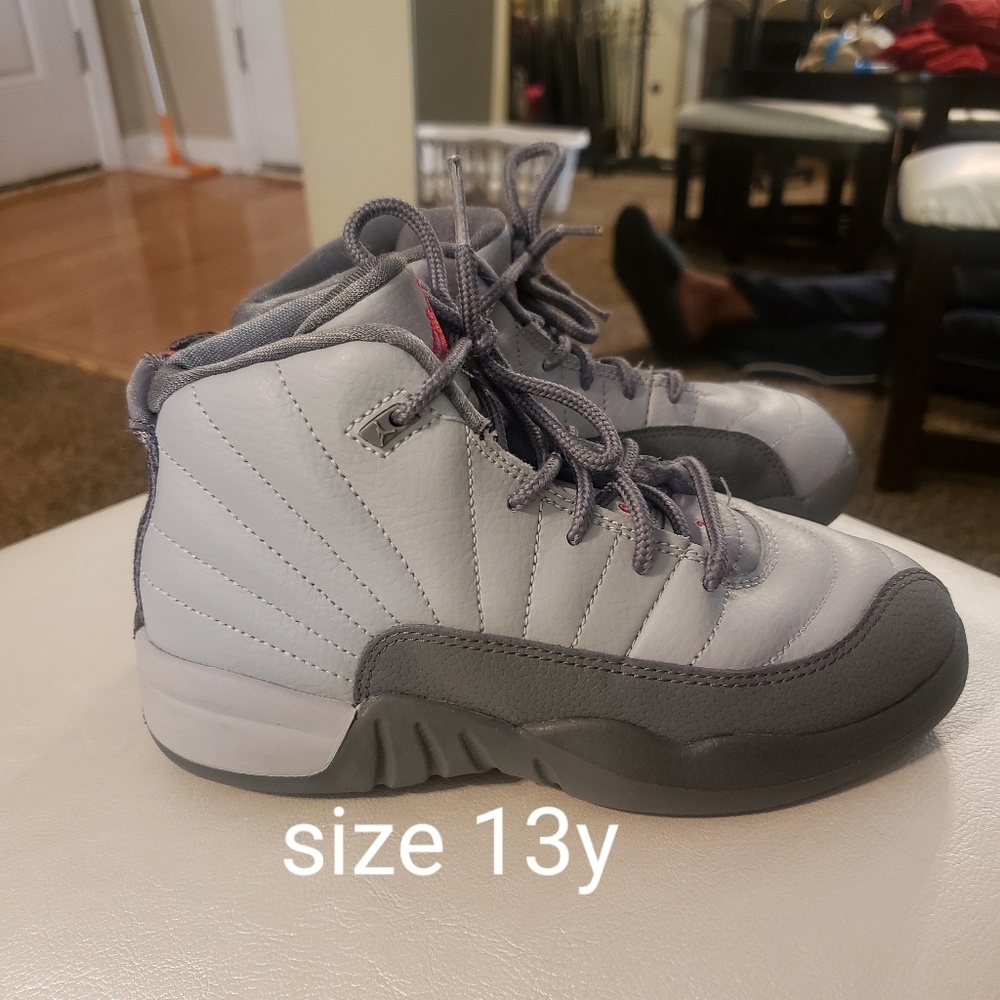 Jordan retro 12